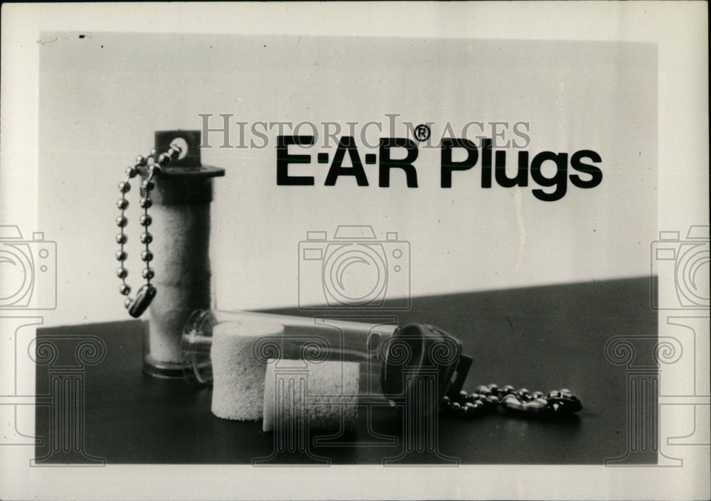1973 Press Photo Ear Plugs, Natl Research Corp - RRW69983 - Historic Images