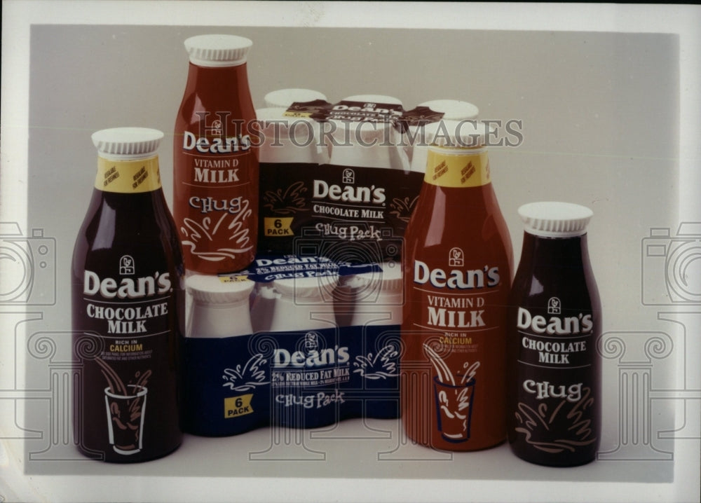 Press Photo Dean Foods Milk Chugs Chocolate - RRW69999 - Historic Images