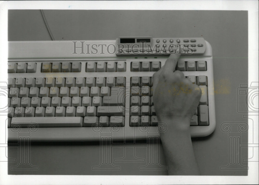 1994 Press Photo Curtis keyboard Calculator - RRW70043 - Historic Images