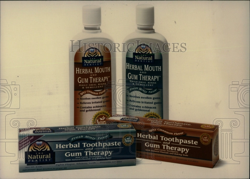 1999 Press Photo Toothpastes - RRW70107 - Historic Images