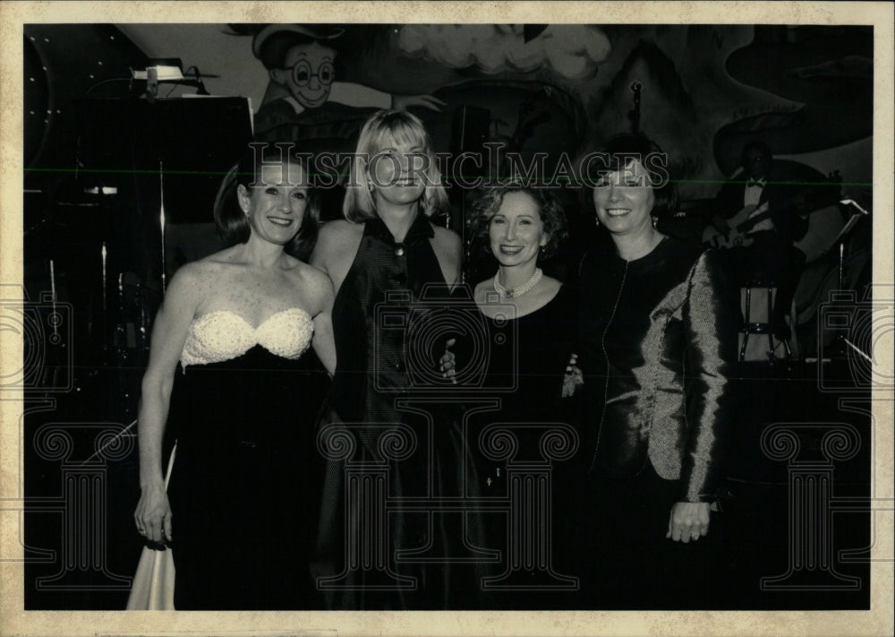 1993 Press Photo Women Children&#39;s Ball - RRW70157 - Historic Images