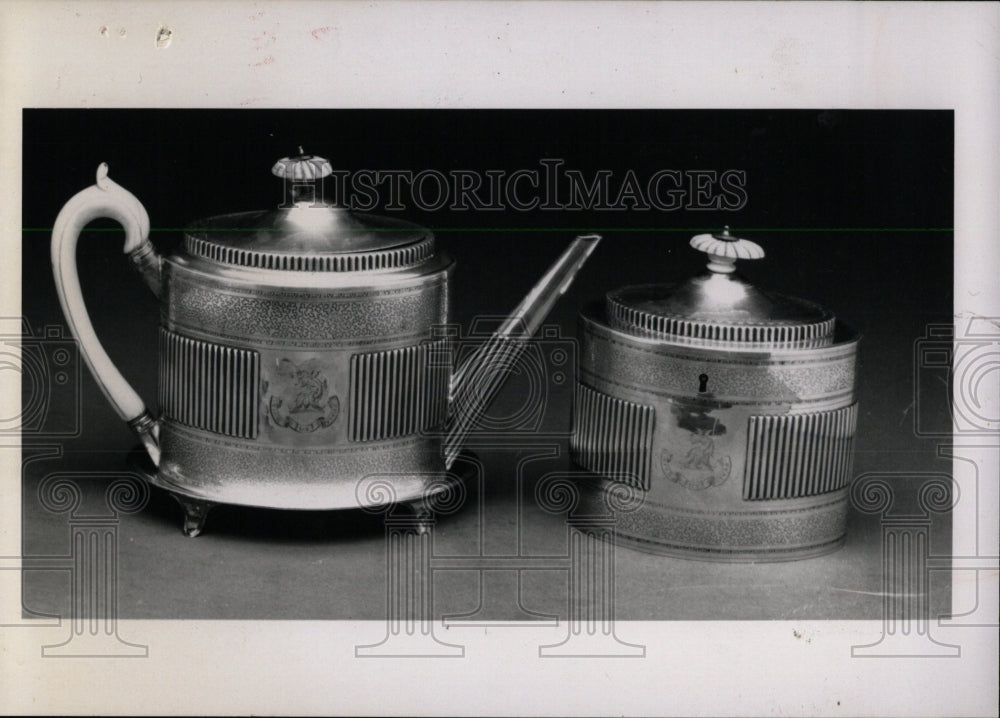 1991 Press Photo George III Silver teapot - RRW70215 - Historic Images