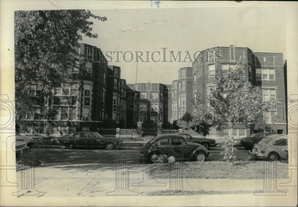 1974 Press Photo South Side Chicago Apartment Buildings - RRW70227 - Historic Images