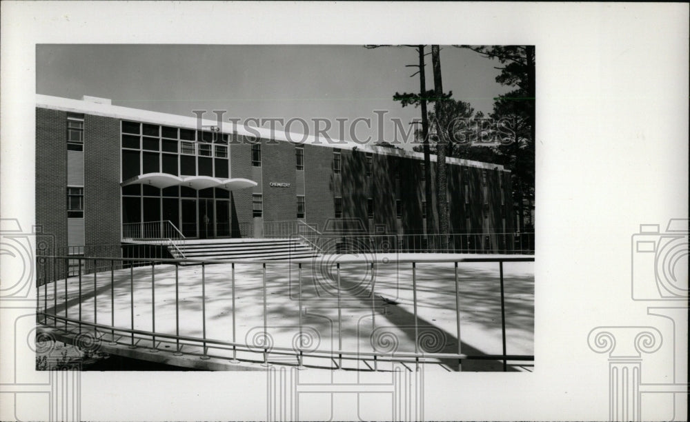 None Press Photo Chemistry School Auburn University - RRW70251 - Historic Images