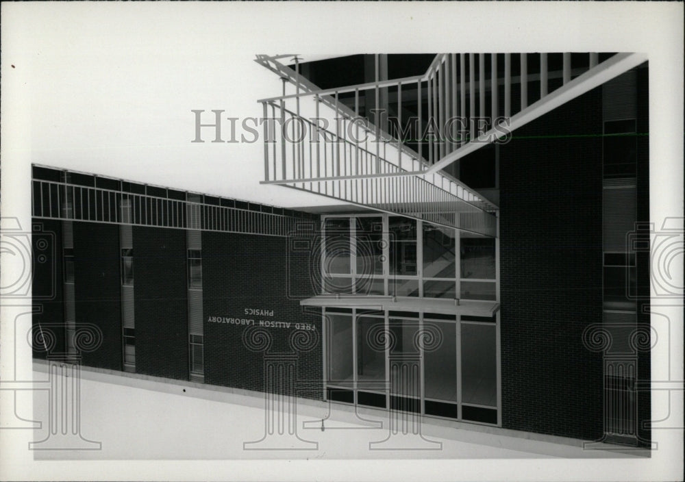 Press Photo Physics Department Auburn University - RRW70255 - Historic Images
