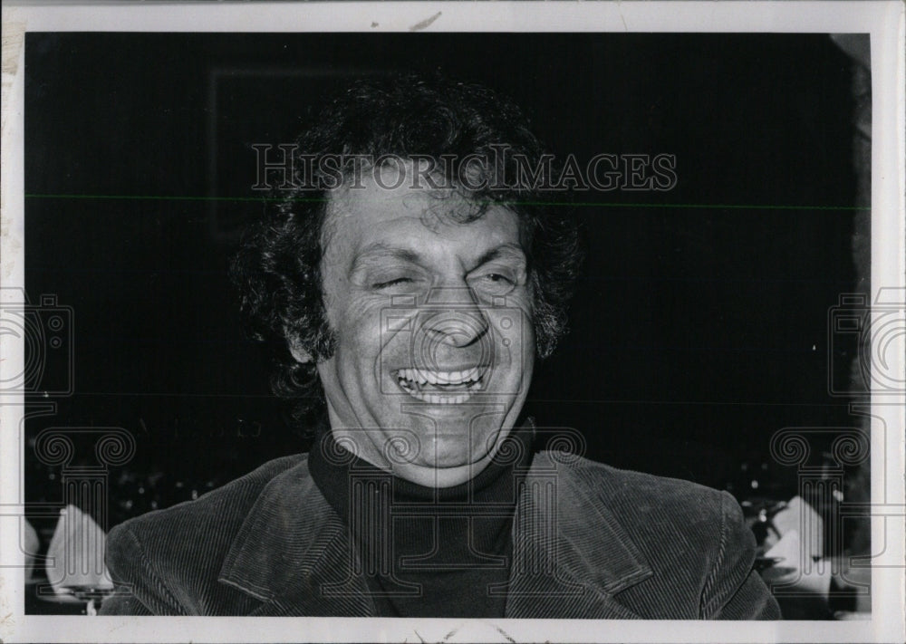 1972 Press Photo Mort Sahl American comedian actor - RRW70363 - Historic Images