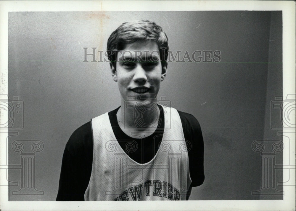 Press Photo New Trier Basket Ball Player Rick Hielscker - RRW70427 - Historic Images