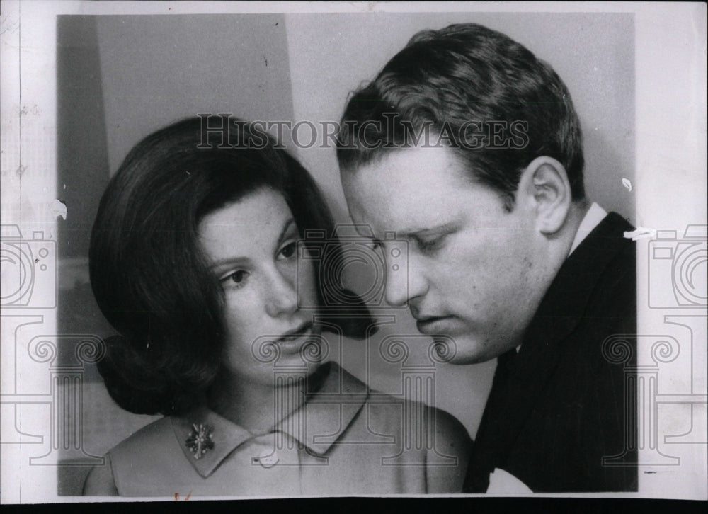 1969 Press Photo Picture of Mr &amp; Mrs.William Strawbudge - RRW70815 - Historic Images