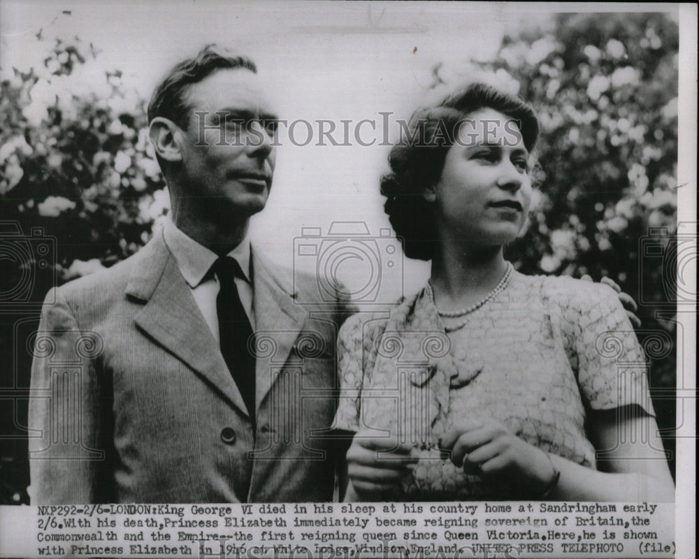 1978 Copy of 1946 Press Photo King George VI With Liz - RRW70831 - Historic Images