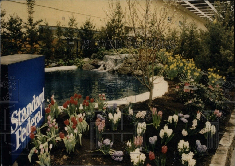 1989 Press Photo Builders Home Flower Show Detroit - RRW70963 - Historic Images
