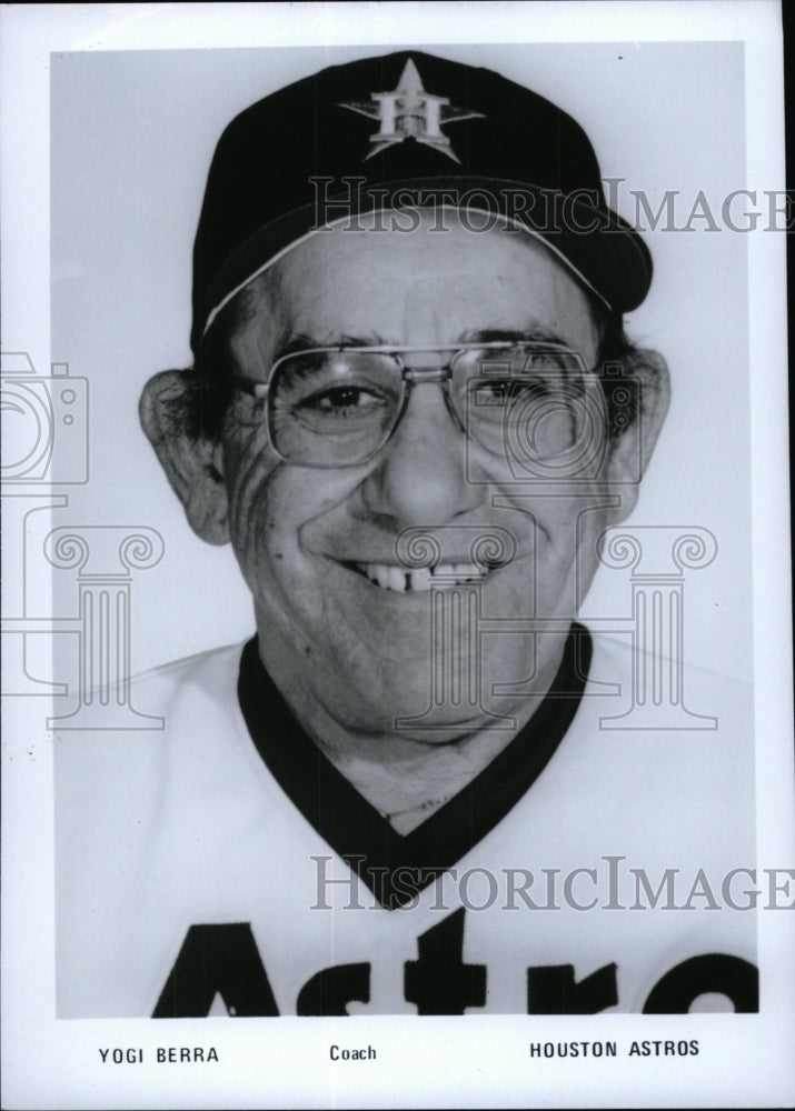 Press Photo Yogi Berra Coach Houston Astros - RRW71087 - Historic Images