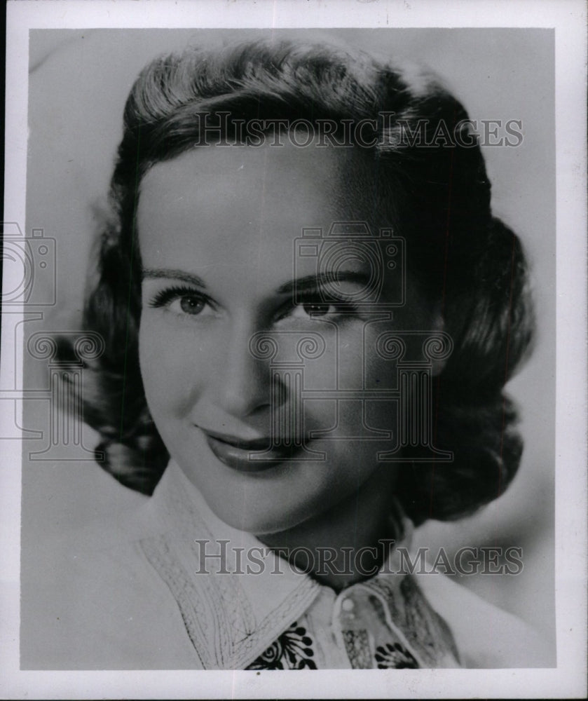 1958 Press Photo Kim Heinton, American Actress. - RRW71089 - Historic Images