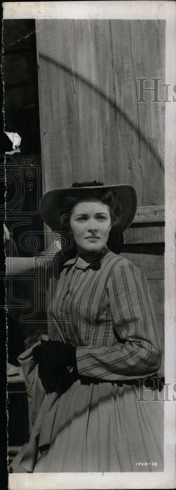 1950 Press Photo Actress Paula Raymond - RRW71327 - Historic Images