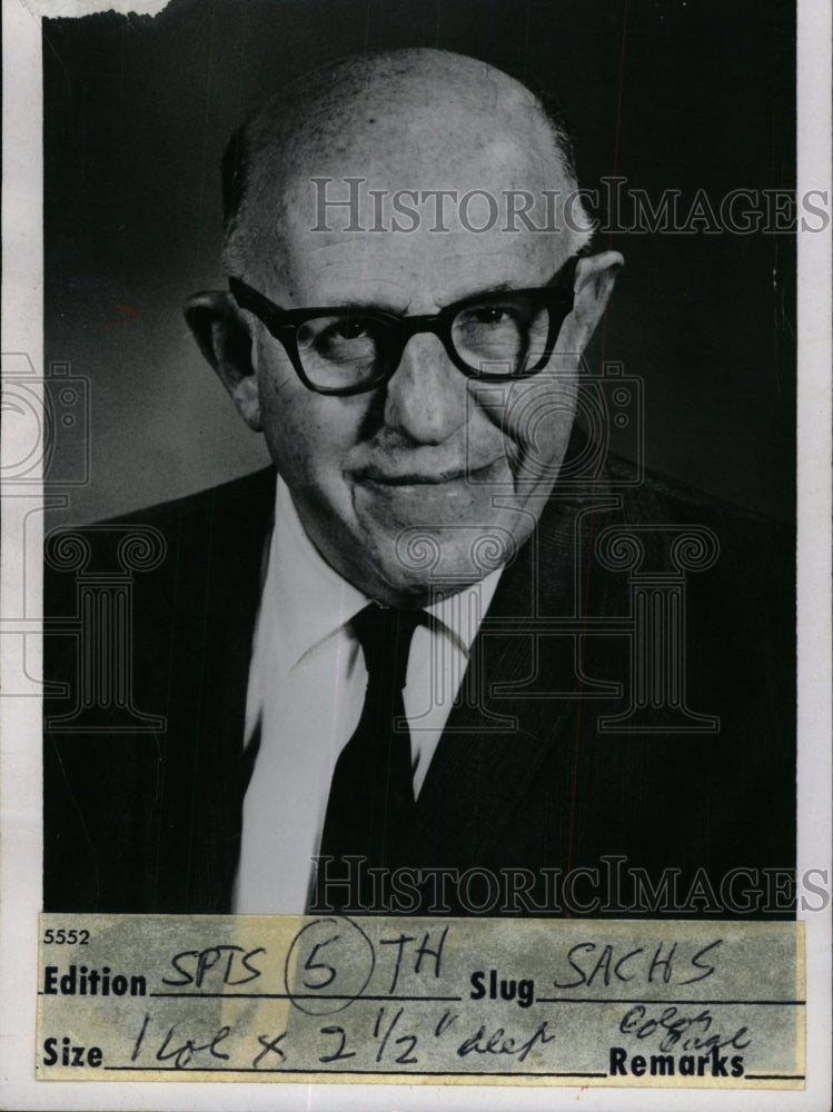 1971 Press Photo &quot;Cincy&quot; Sachs Detroit Basketball Coach - RRW71441 - Historic Images