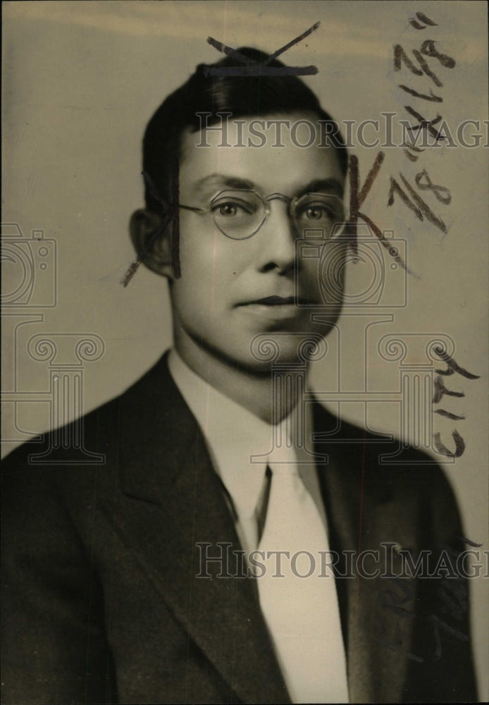 1934 Press Photo Attorney Barry T. Whipple - RRW71491 - Historic Images