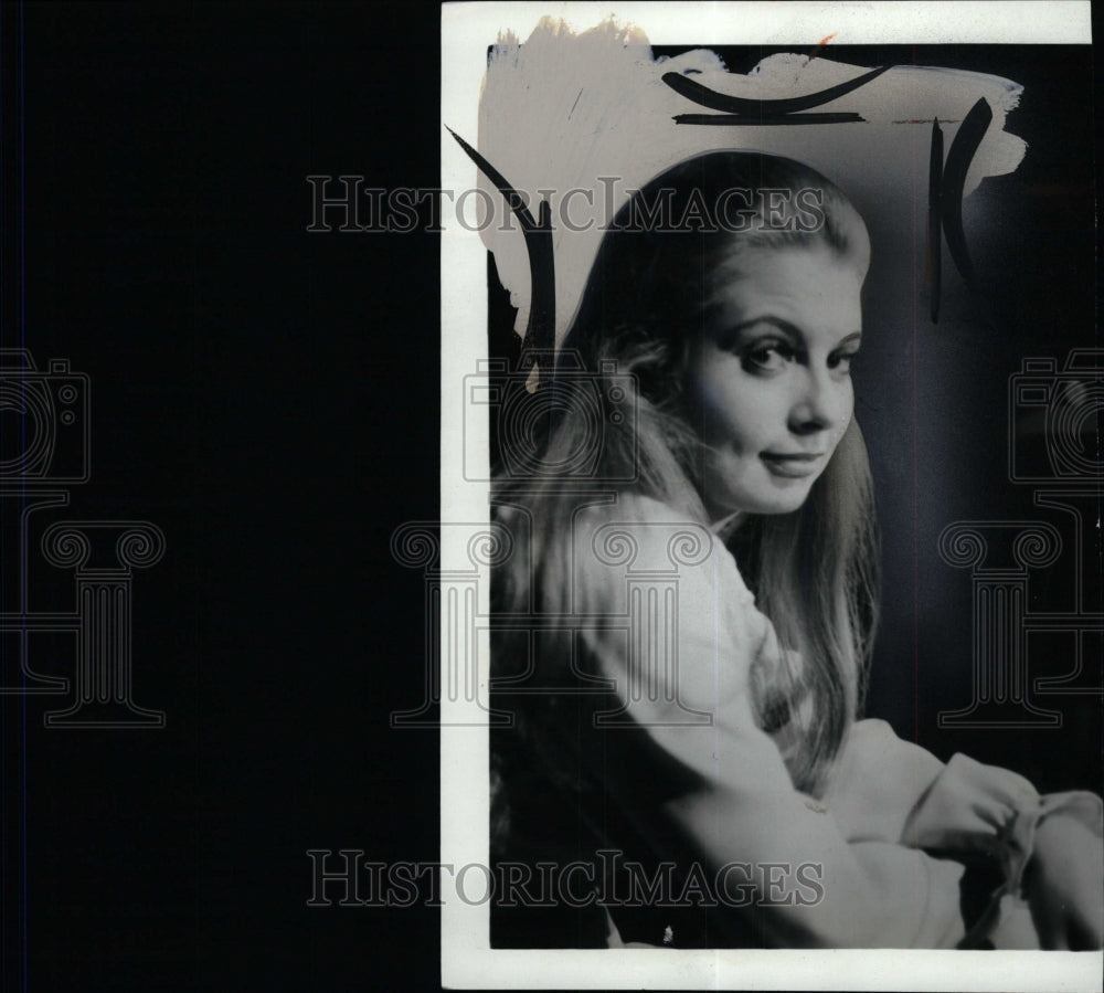 1976 Press Photo Actress KK Harper Portrait - RRW71567 - Historic Images