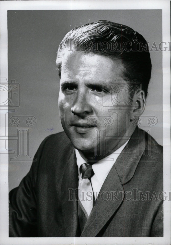 1967 Press Photo Wayne State Univ Actor Borden - RRW71615 - Historic Images