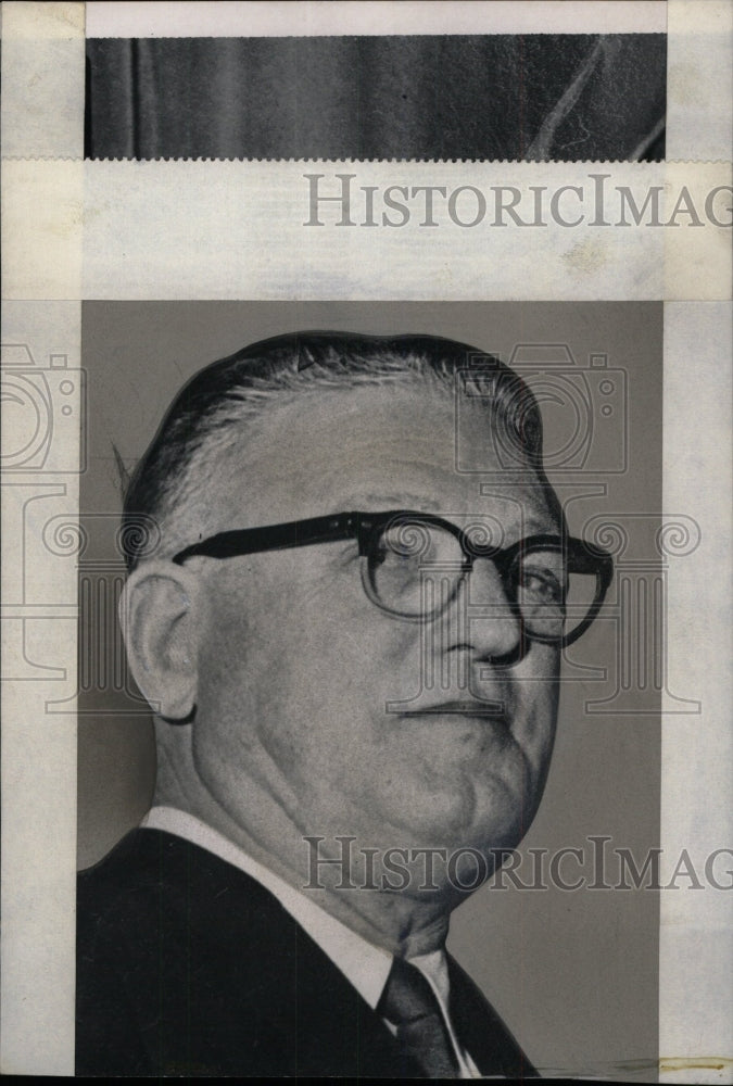 1963 Press Photo Earl Dutch Clark Profile Portrait - RRW71745 - Historic Images
