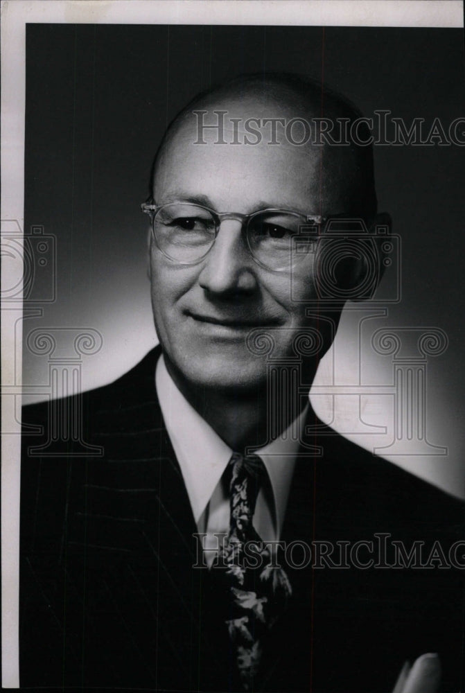 1952 Press Photo Bank/Alumni Executive Albert Shepherd - RRW71759 - Historic Images