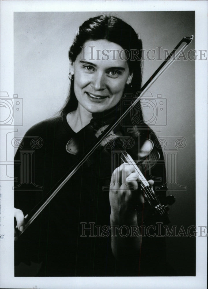 1994 Press Photo Jenny Armstrong American Musician - RRW71811 - Historic Images