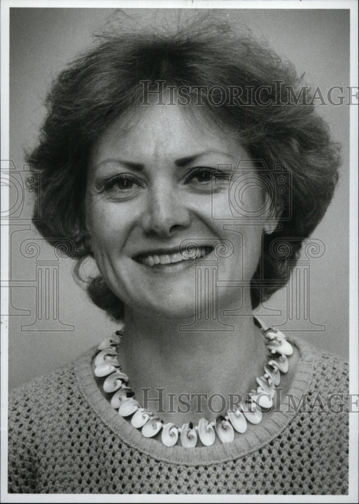 1989 Press Photo Mary Ramshaw American Newswriter - RRW71925 - Historic Images