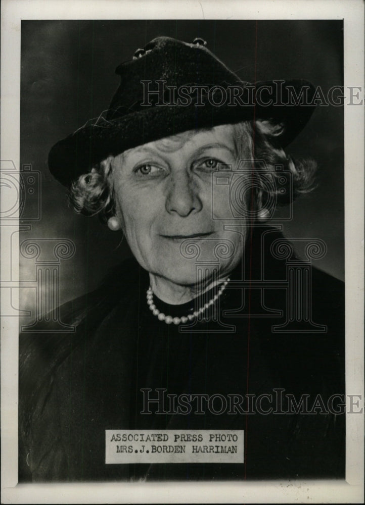 1937 Press Photo Mrs Borden Harriman Associated - RRW71953 - Historic Images