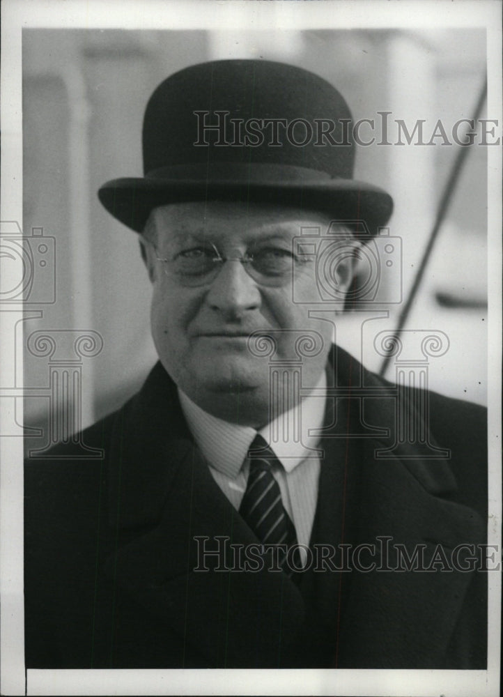 1933 Press Photo Cousin president Henry Latrobe BY - RRW72031 - Historic Images