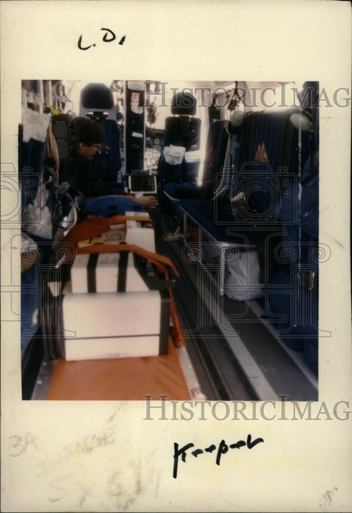 1986 Press Photo Detroit Hospital Helicopter Ambulance - RRW72083 - Historic Images