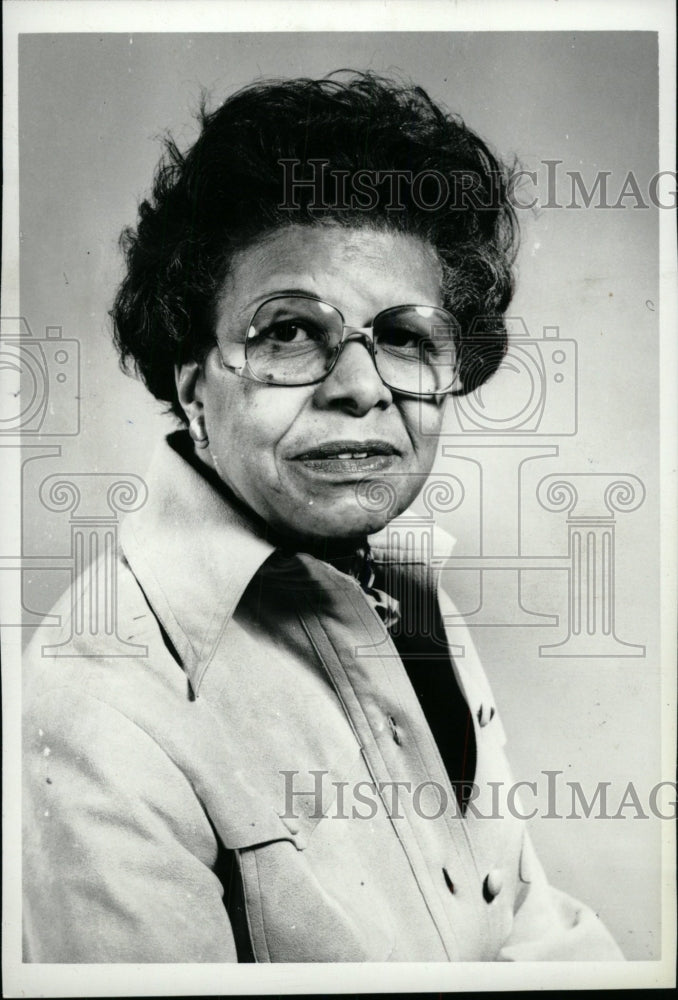 1980 Press Photo Loma Pointer Woman Glad well Year - RRW72135 - Historic Images