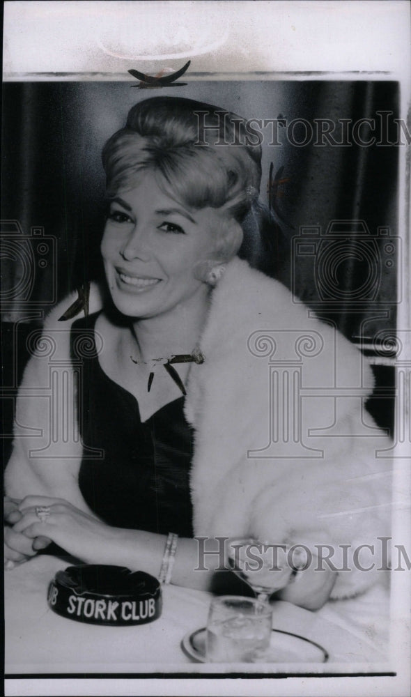 1963 Press Photo Dolores Gray singer Black Smile Song - RRW72413 - Historic Images