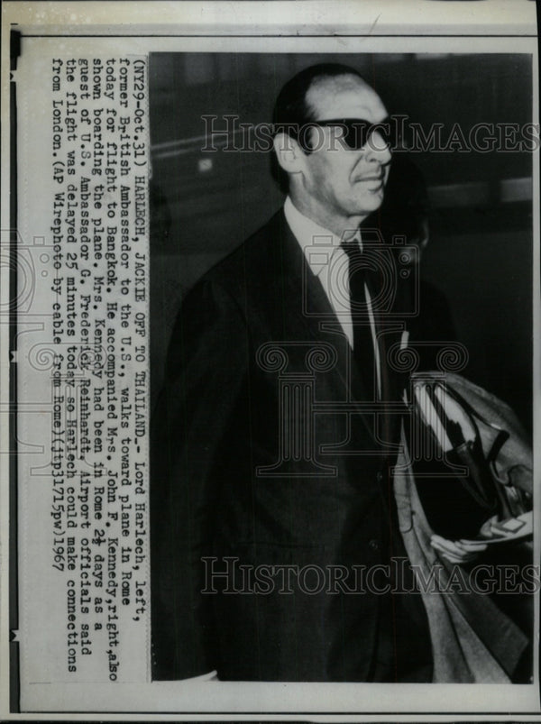 1967 Press Photo Lord Harlech British Ambassador flight - RRW72715 ...