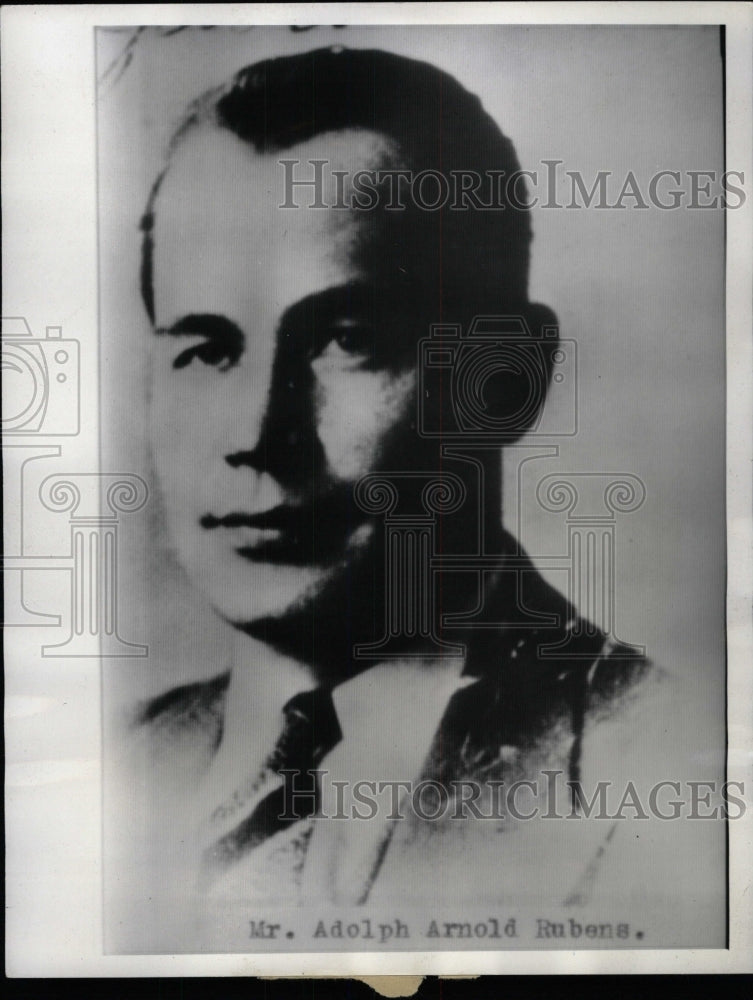 1937 Press Photo Adolph Arnold Rudenes Chicago Passport - RRW72785 - Historic Images