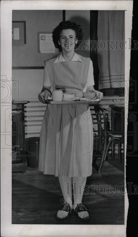 1947 Press Photo Geraldine MacGillivray nurses uniform - RRW72823 - Historic Images