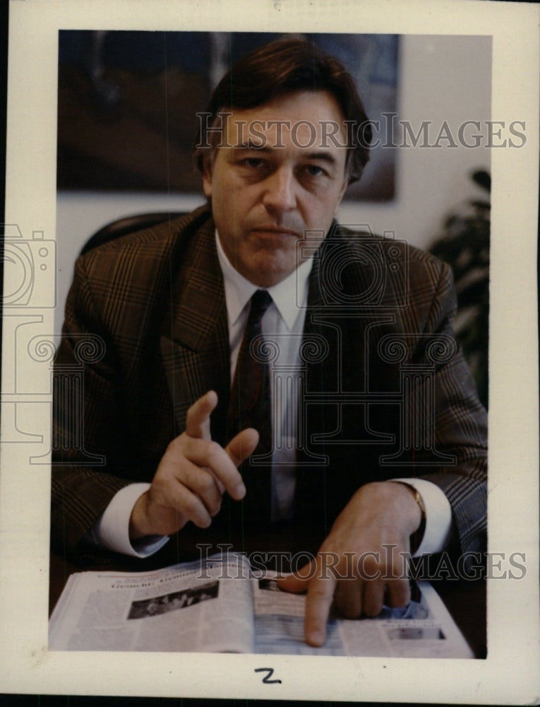 1991 Press Photo Piotr Mildner, Director Of Chimtrade - RRW73043 - Historic Images