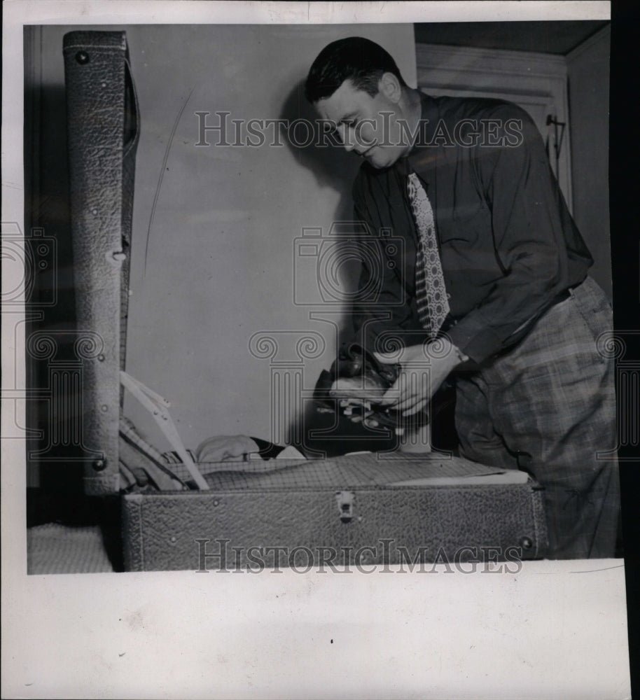 1947 Mort Cooper Boston Brave pitcher NY-Historic Images