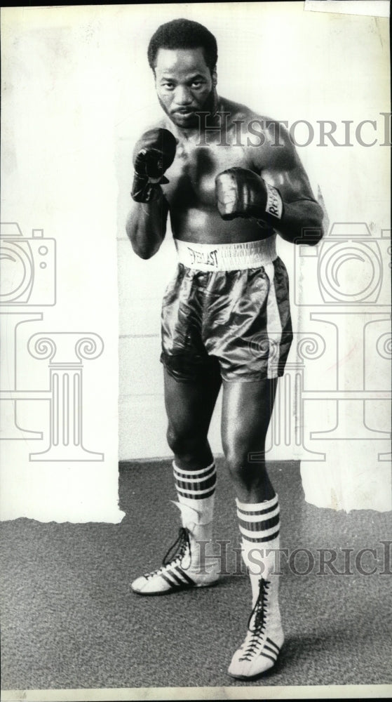 1981 Press Photo Ron Brown Boxer - RRW73403- Historic Images