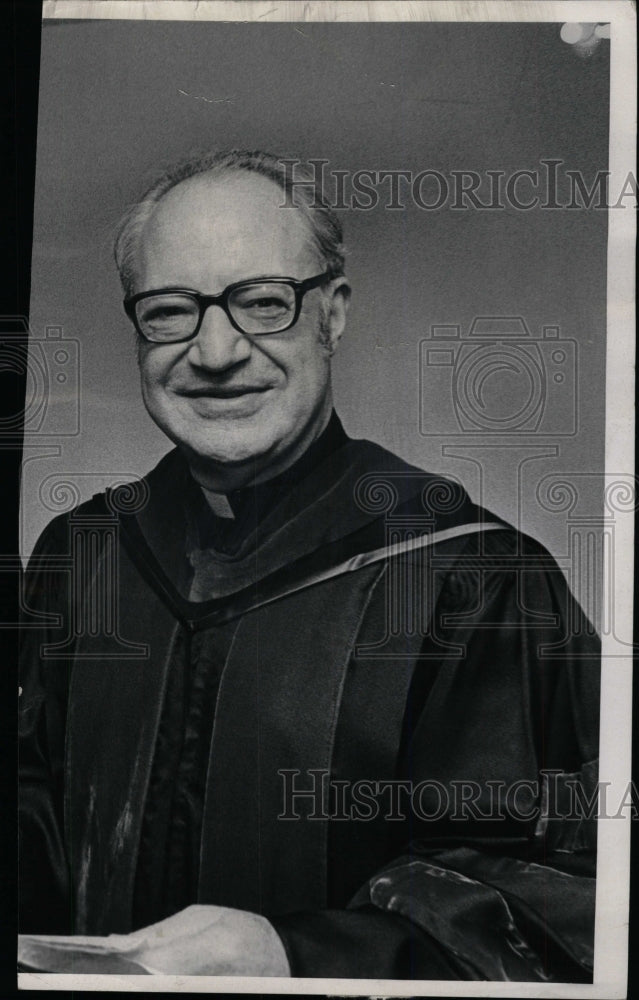 1972 Press Photo Robert Marshall-president America - RRW73575 - Historic Images