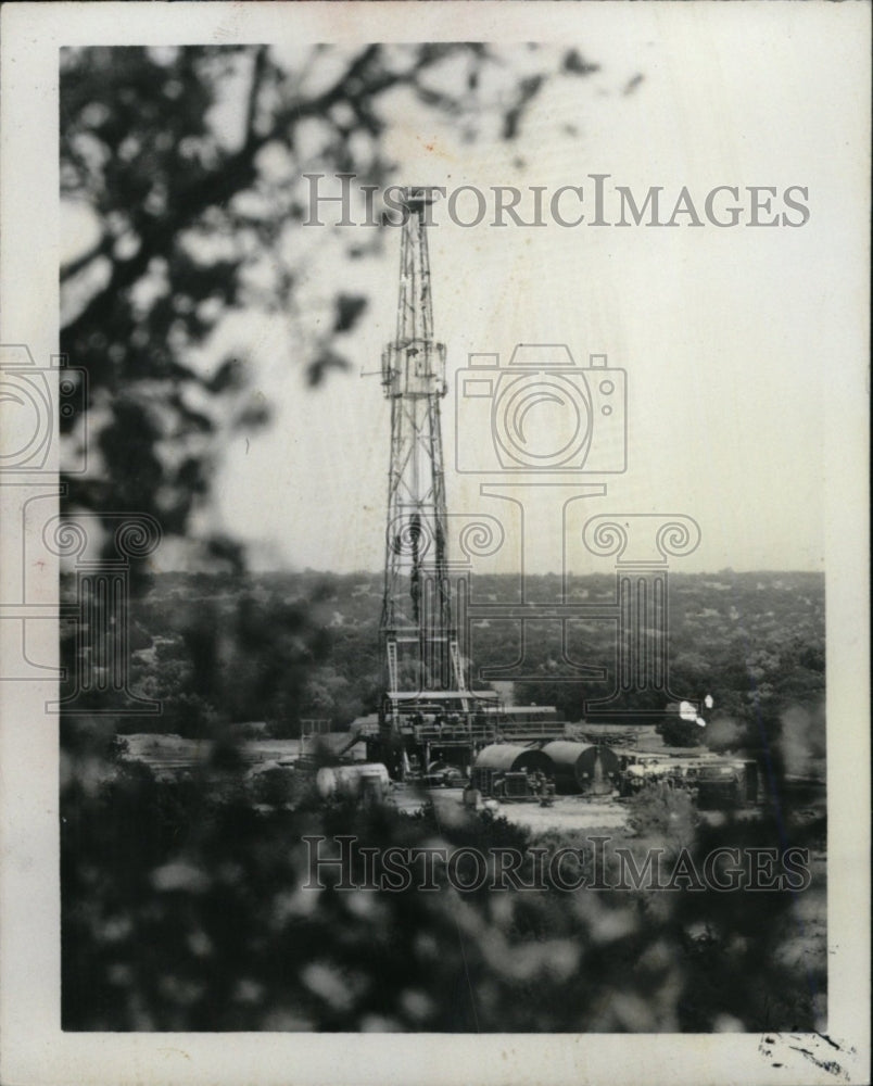 1975 Press Photo Amoco US industry Indiana Slandered - RRW73581 - Historic Images