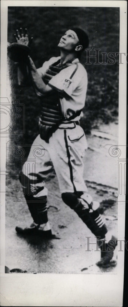 Press Photo Walker Cooper American Baseball Player - RRW73675 - Historic Images