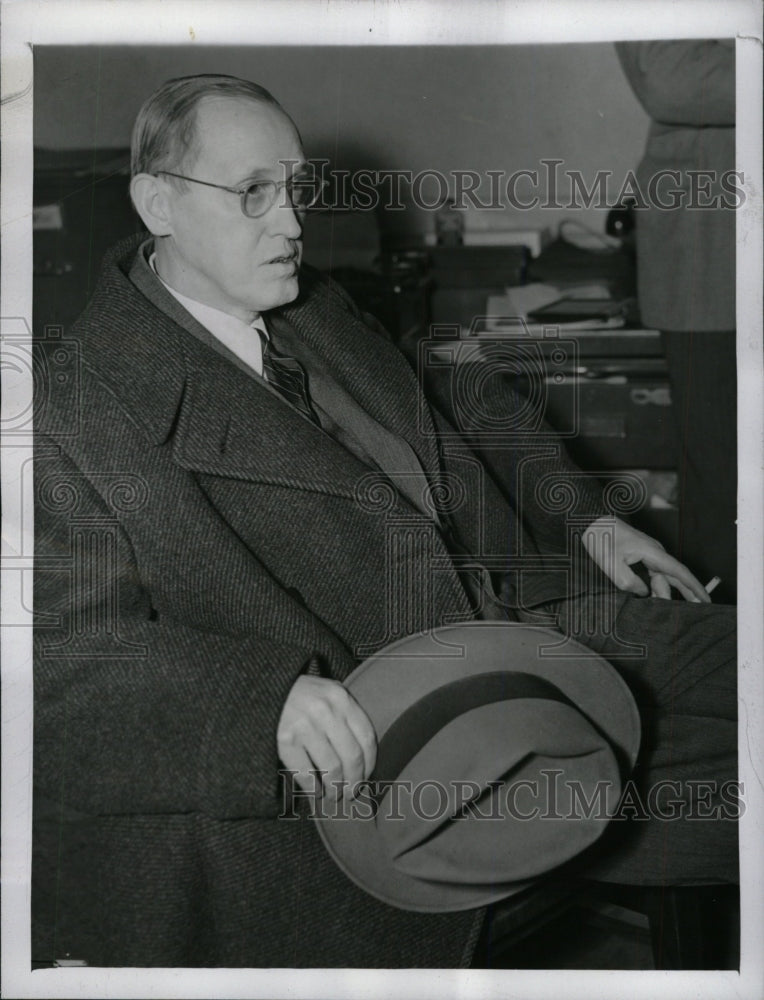 1944 Press Photo Harry Hawkins special assistant to pre - RRW73909 - Historic Images