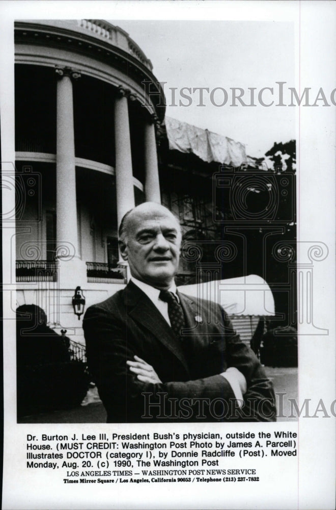 1990 Press Photo Dr Burton Lee III Bush Physician White - RRW74081 - Historic Images