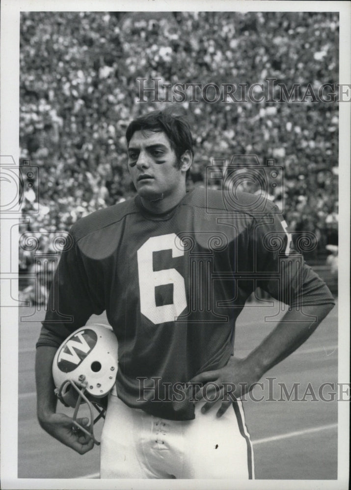 Press Photo Steven John Wagner American Football Eagle - RRW74505 - Historic Images