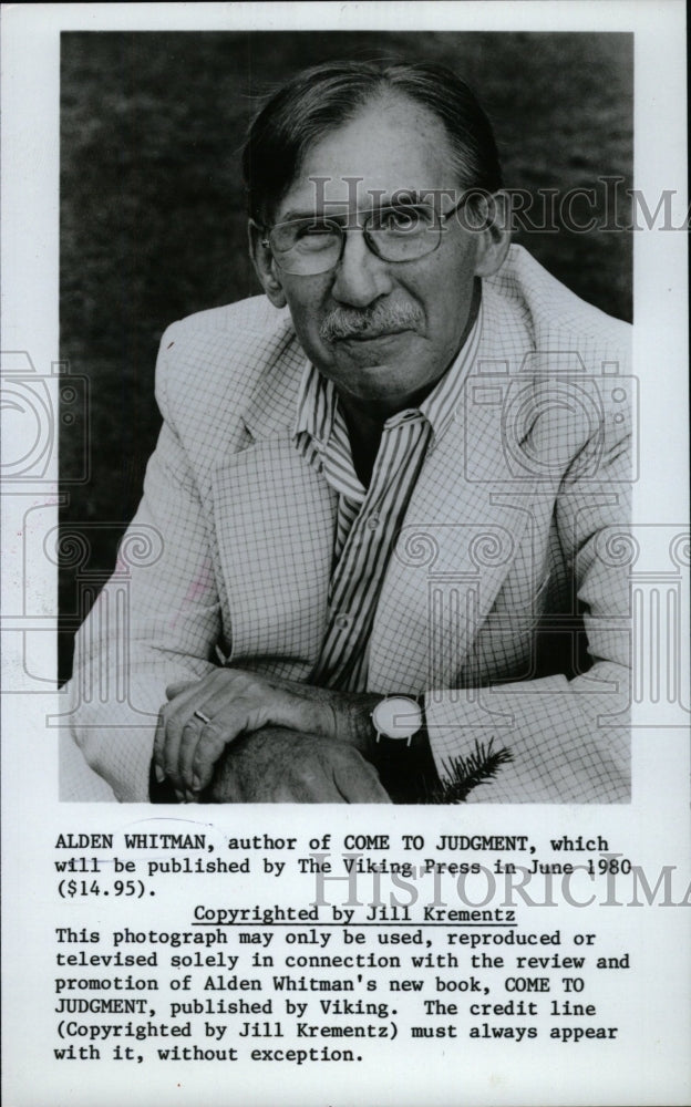 1980 Press Photo Alden Whitman American Author - RRW75495 - Historic Images