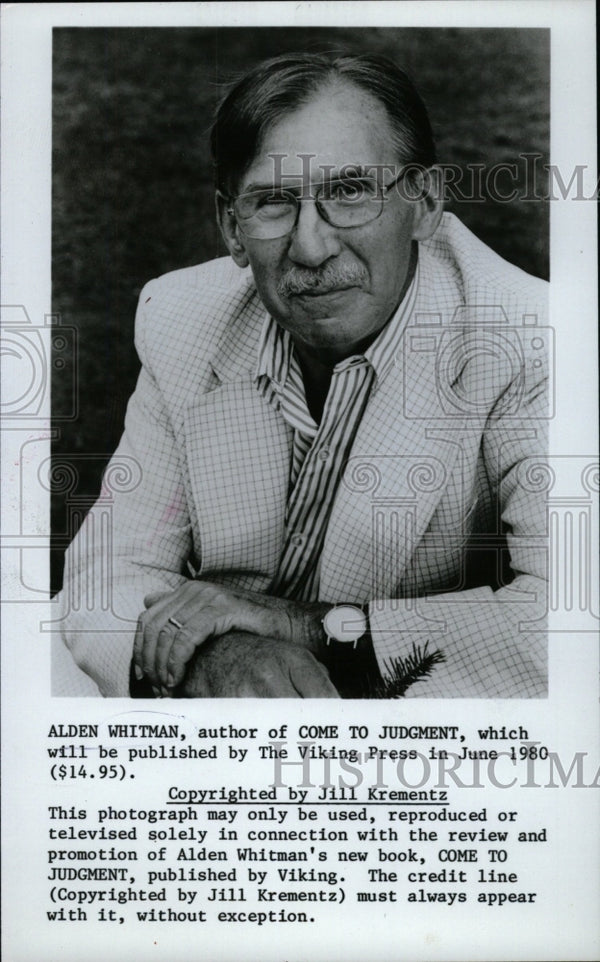 1980 Press Photo Alden Whitman American Author RRW75495 Historic Images