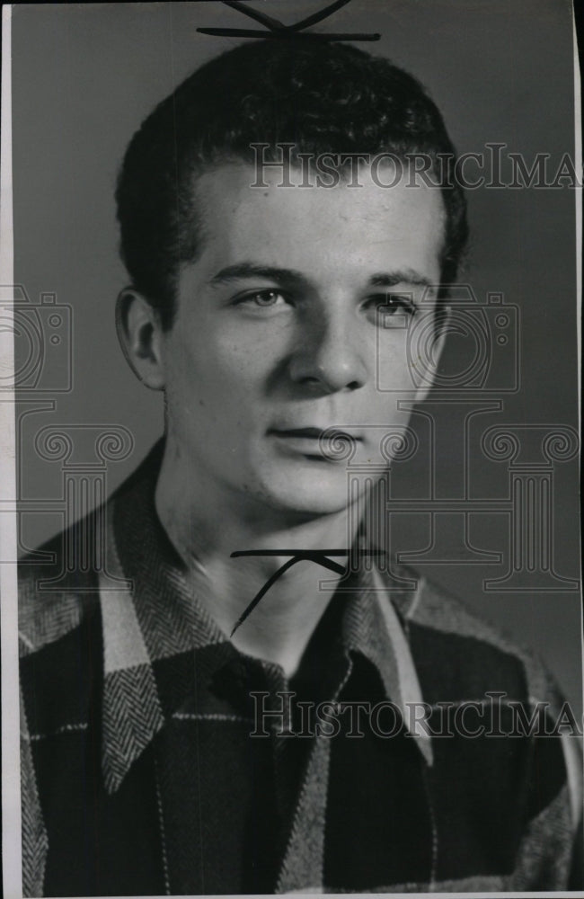 1944 Press Photo William Keefe Speed Skater - RRW75629 - Historic Images