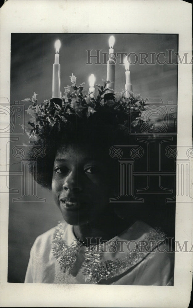 1972 Press Photo Queen Of Lights Sandra Jones - RRW75705 - Historic Images