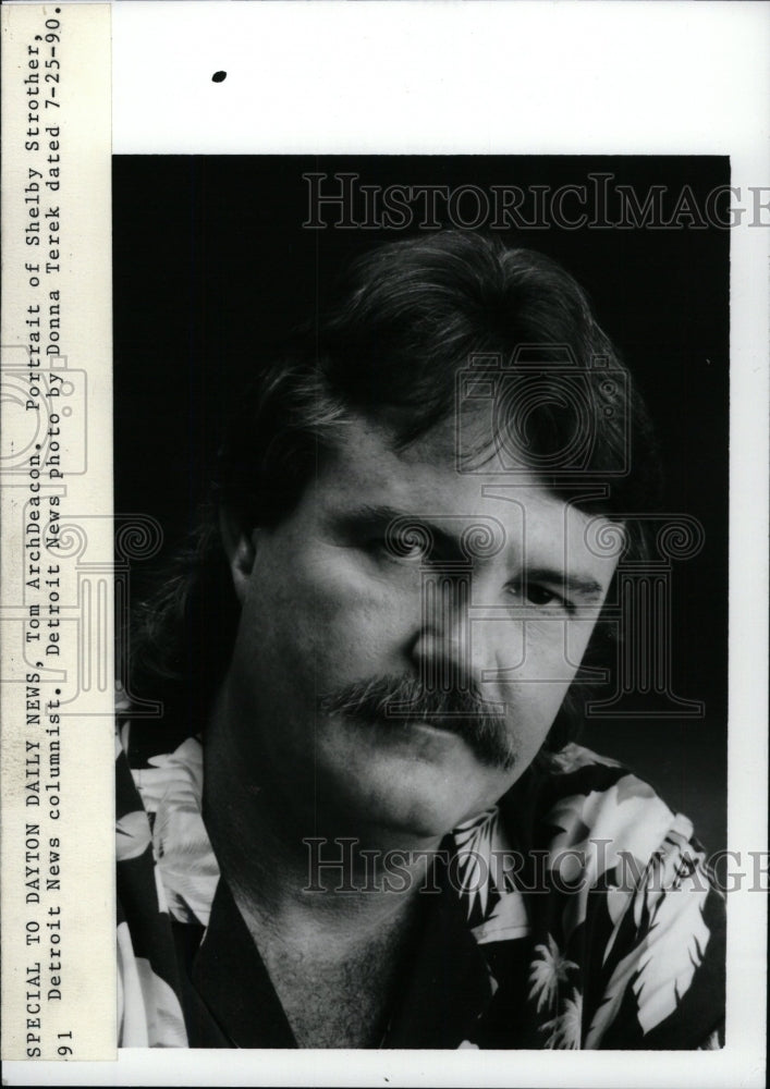 1991 Press Photo Strother Shelly Newswriter - RRW75785 - Historic Images