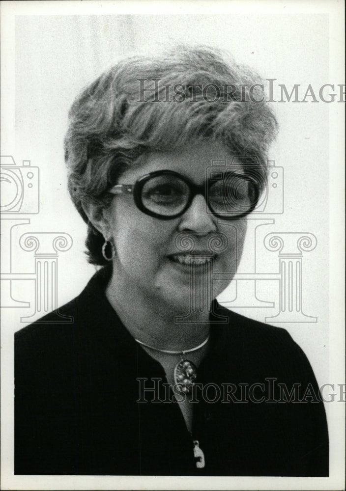 1973 Press Photo Mrs. Wendell Smith YMCA Board Member - RRW75899 - Historic Images