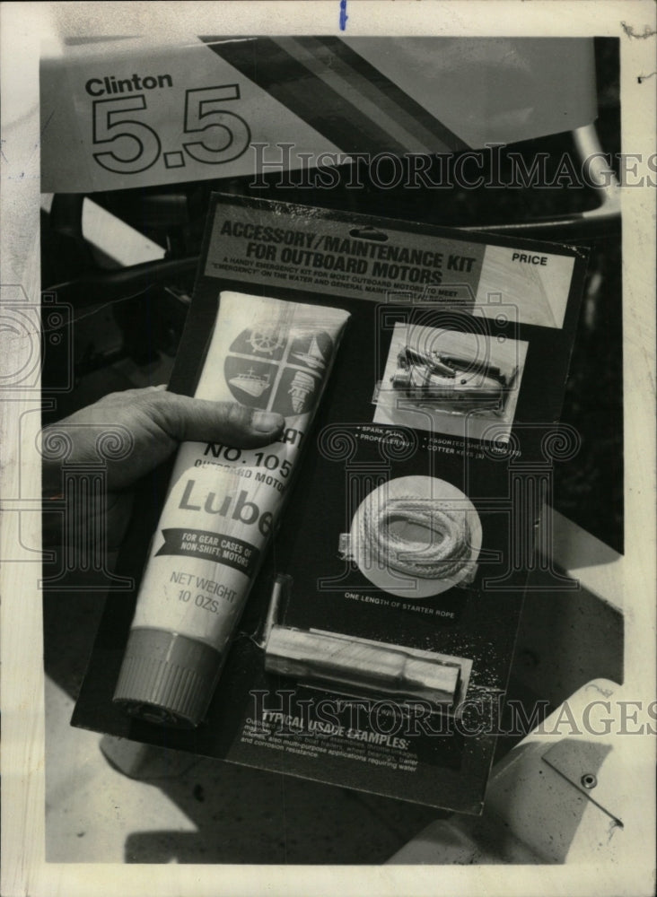 1978 Press Photo Auto Repair Kit - RRW76019 - Historic Images