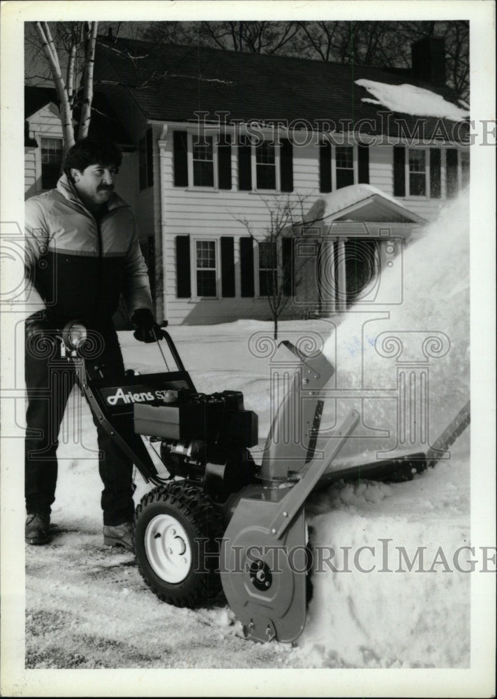 1988 Press Photo Snow plows and snow apparels - RRW76305 - Historic Images